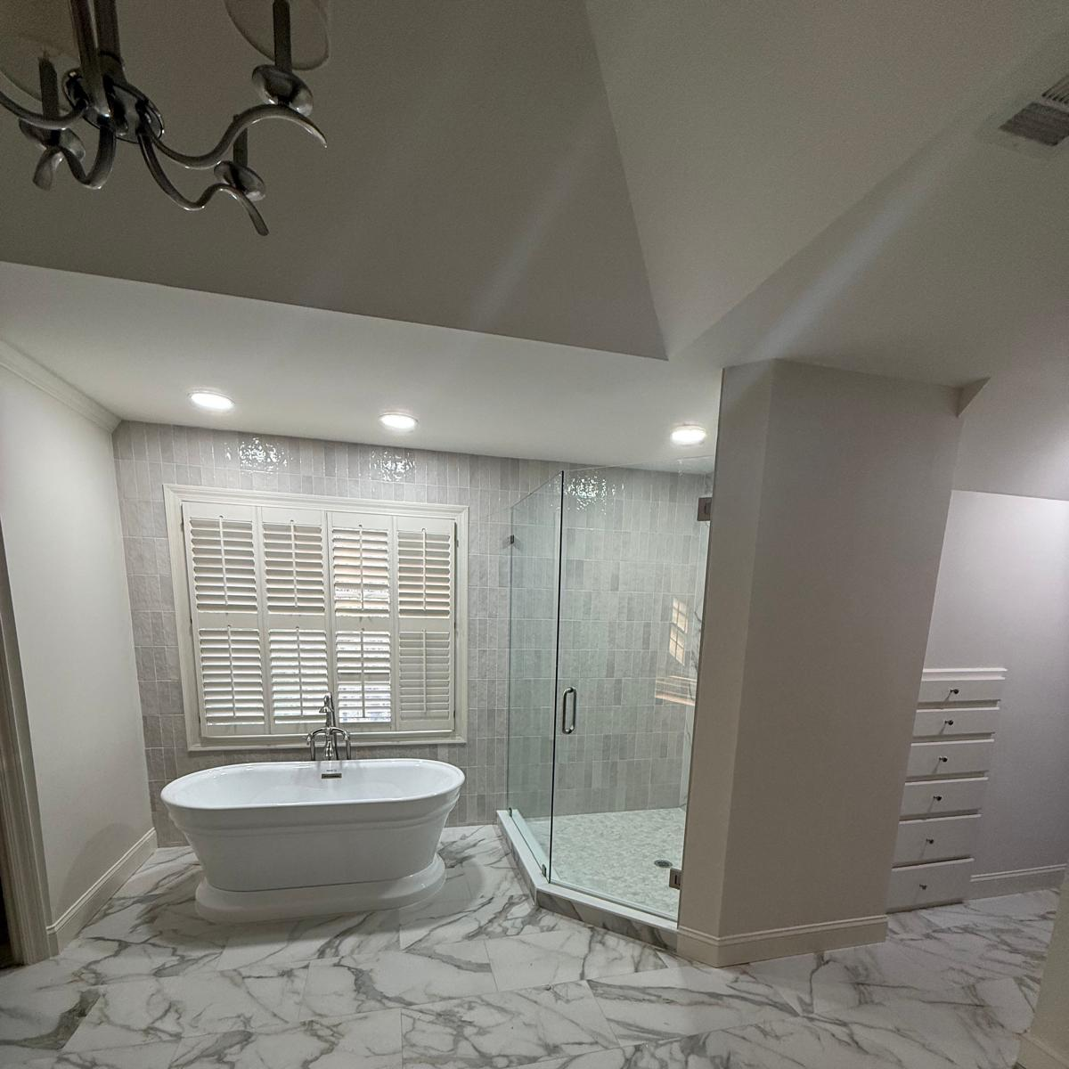 chris-bathroom-master-2.webp